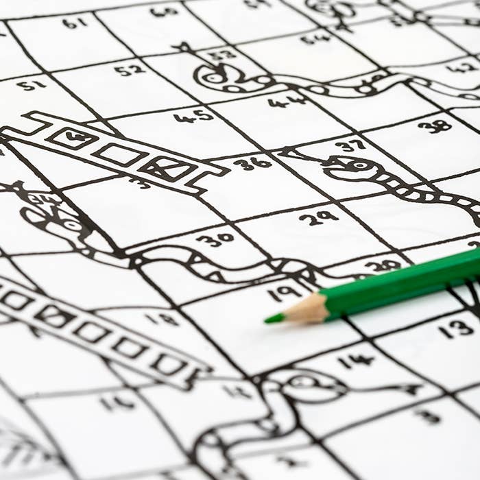 Colour-in Giant Poster / Tablecloth – Puzzletime